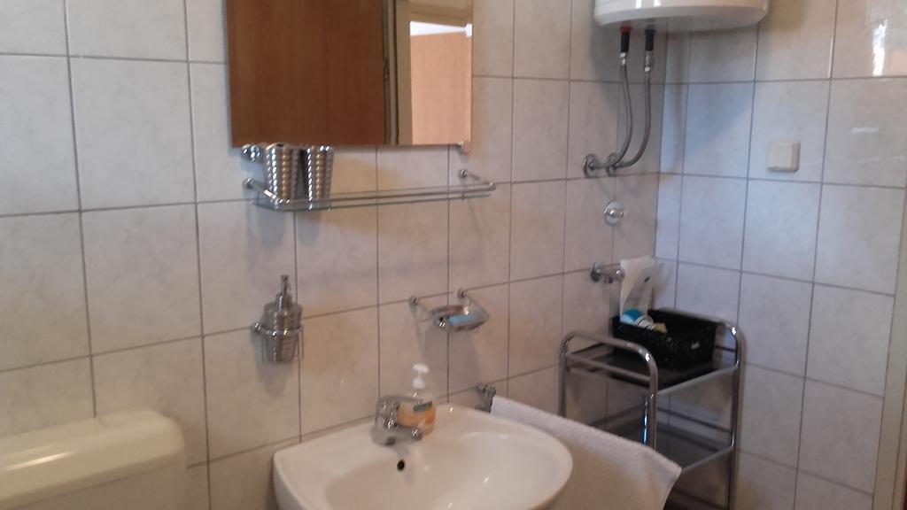 Apartment Max Omiš Exterior foto
